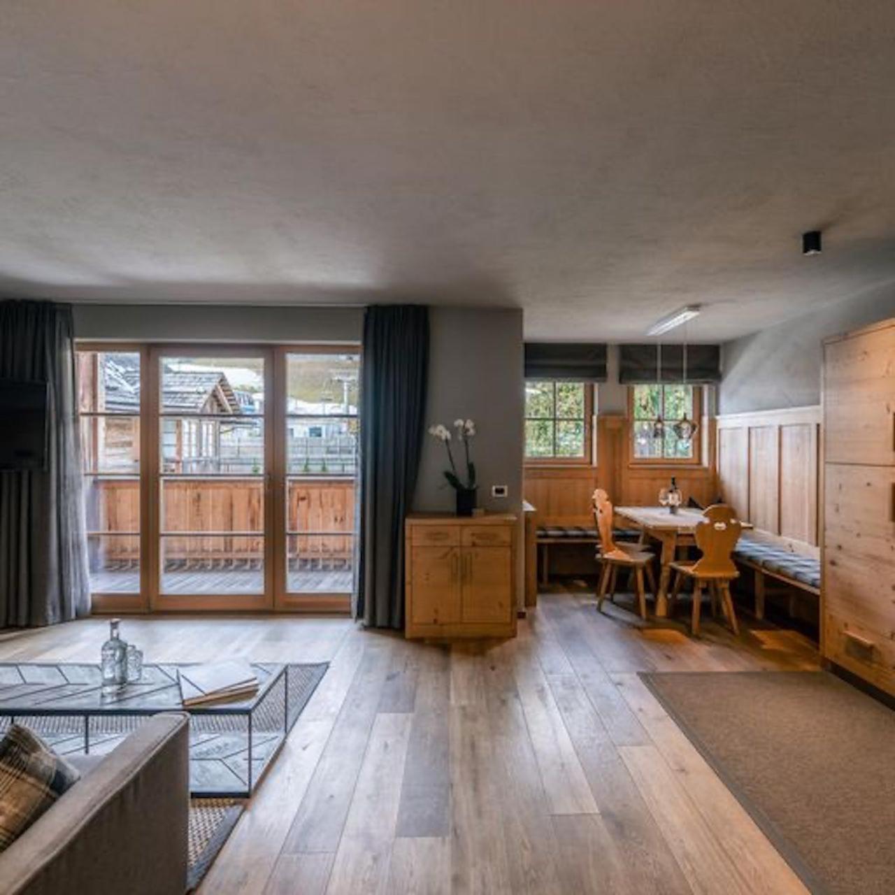 Sportony Mountain Lodges ラ・ヴィッラ エクステリア 写真