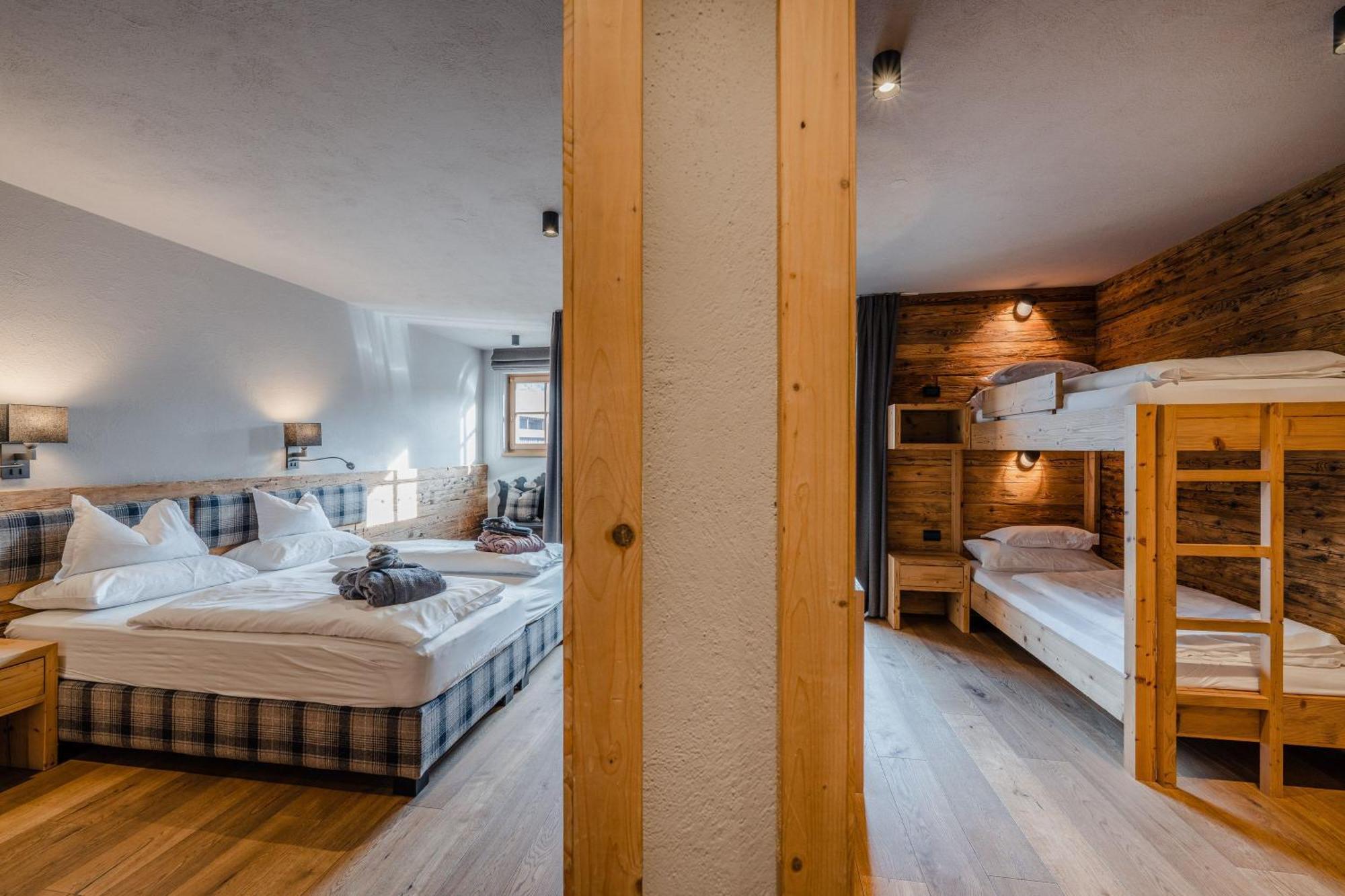 Sportony Mountain Lodges ラ・ヴィッラ エクステリア 写真